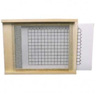 8 Frame Screened Bottom Board w/ IPM Sheet